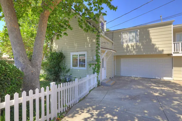 $1,300,000 | 381 5th Street, Solvang, CA 93463