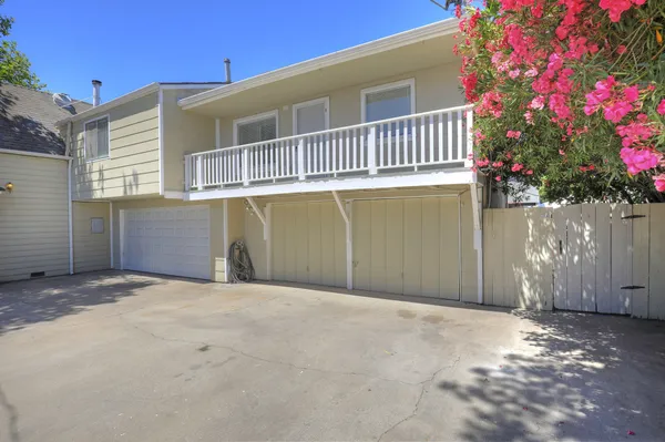 $1,300,000 | 381 5th Street, Solvang, CA 93463