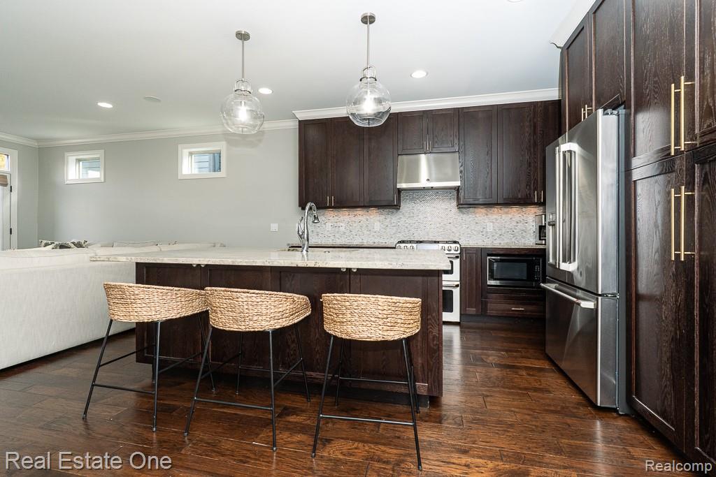 1571 Ruffner Avenue Birmingham, MI 48009 - Photo 10 of 39 Gallery Image 10