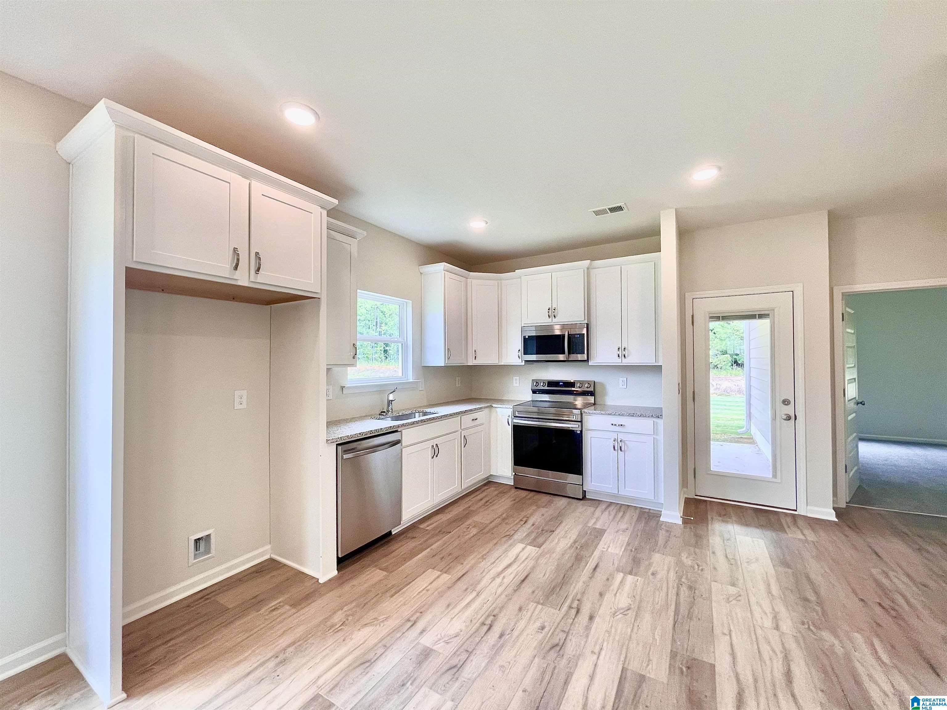2015 Baxter Avenue Springville, AL 35146 - Photo 13 of 43