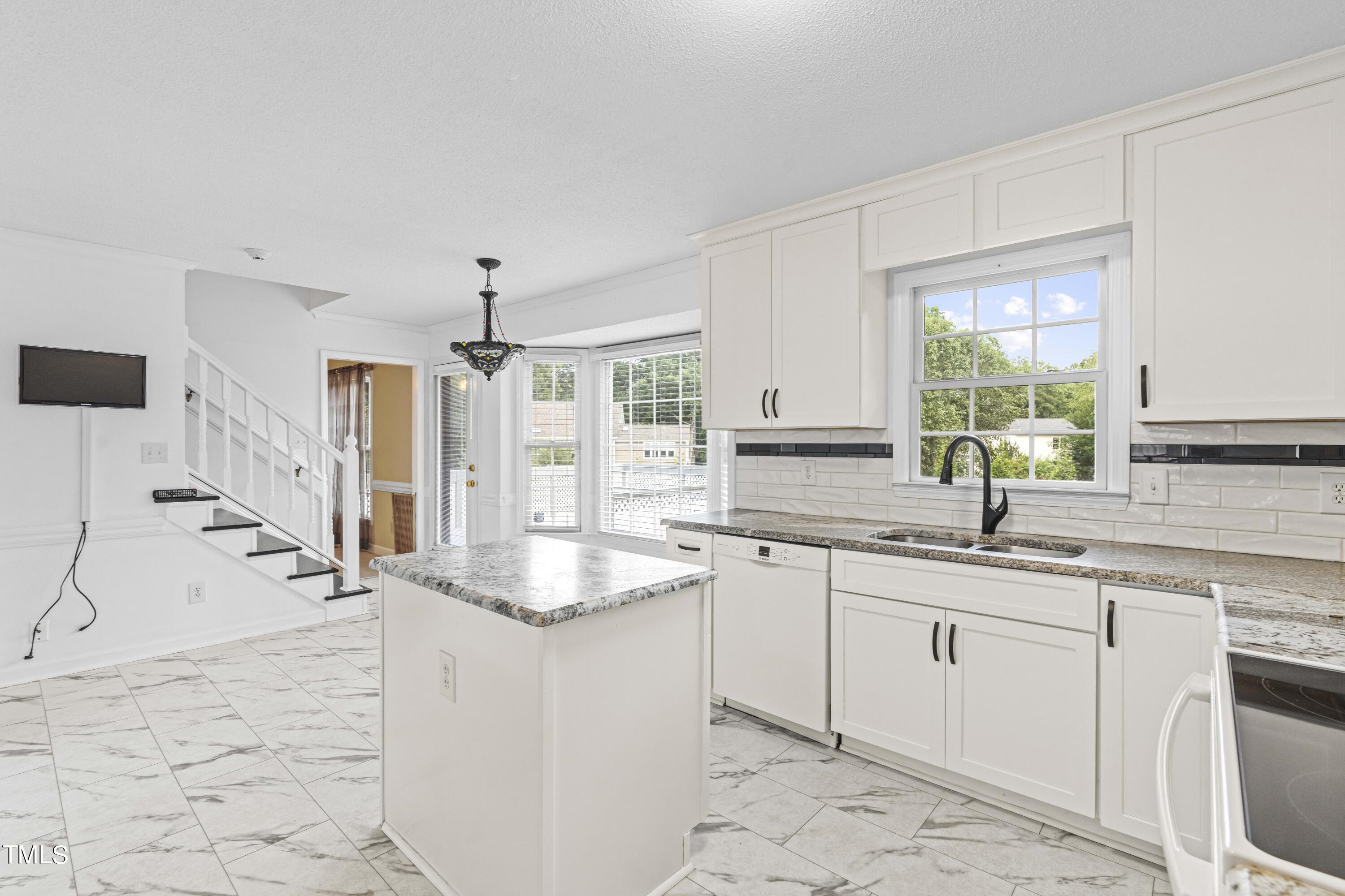 1500 Ramson Court Raleigh, NC 27603 - Photo 5 of 47 DSC02156