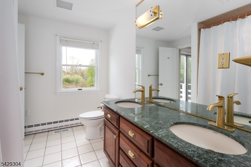 208 Mountain Road Ringoes, NJ 08551 - Photo 24 of 41