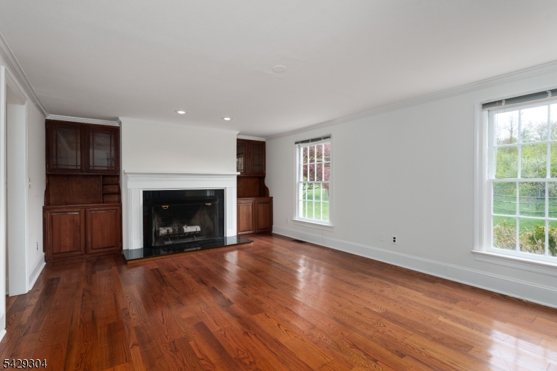 208 Mountain Road Ringoes, NJ 08551 - Photo 6 of 41