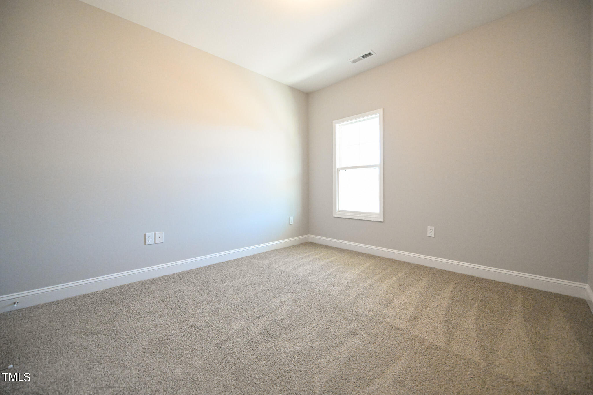 135 Johnson Ridge Way Four Oaks, NC 27524 - Photo 29 of 34 028