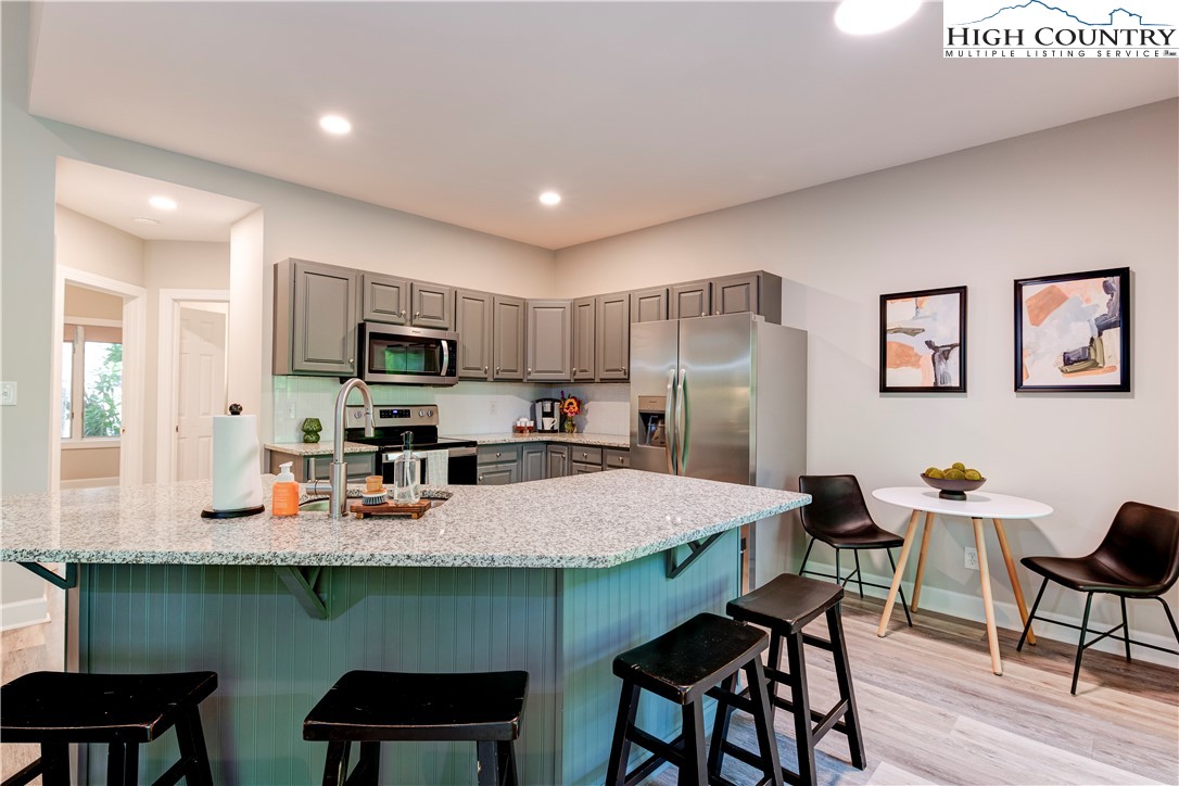 145 Inn At Crestwood Drive Boone, NC 28607 - Photo 12 of 32