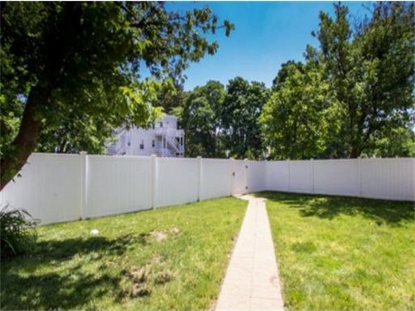 122 Brook Road, Unit 2 Quincy, MA 02169 - Photo 17 of 17 Gallery Image 17