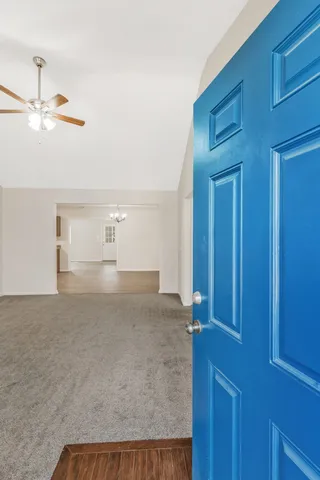 a view of empty room