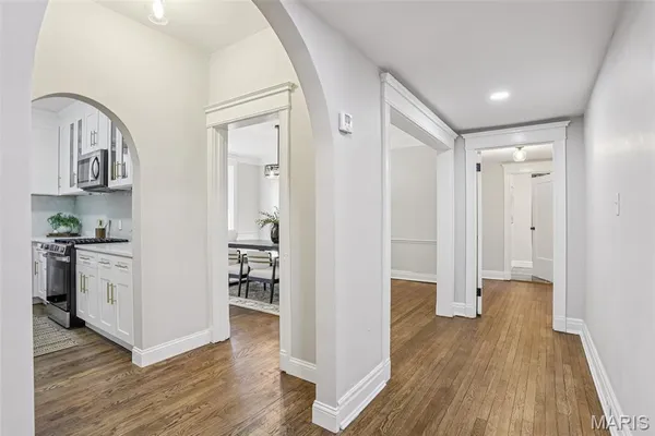 $234,000 | 5539 Waterman Boulevard, Unit 2N, St. Louis, MO 63112