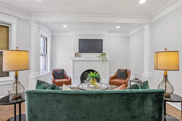 $234,000 | 5539 Waterman Boulevard, Unit 2N, St. Louis, MO 63112