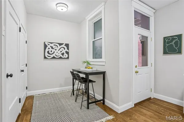 $234,000 | 5539 Waterman Boulevard, Unit 2N, St. Louis, MO 63112