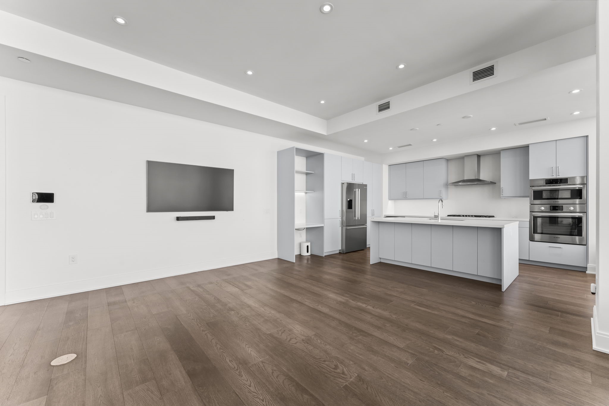 2323 West Main Street, Unit 606 Houston, TX 77098 - Photo 14 of 41