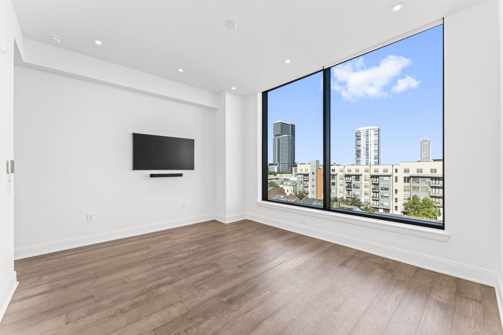 2323 West Main Street, Unit 606 Houston, TX 77098 - Photo 26 of 41