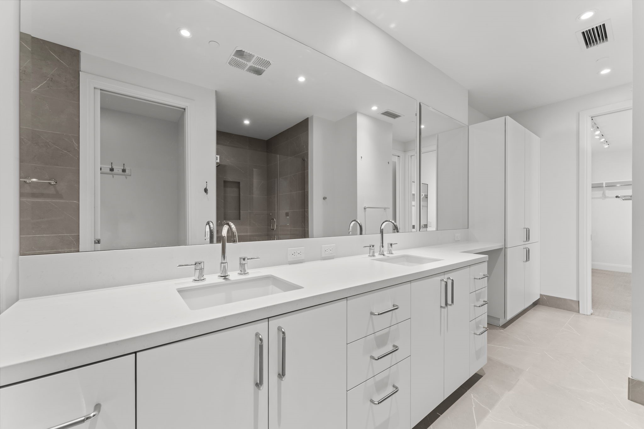 2323 West Main Street, Unit 606 Houston, TX 77098 - Photo 30 of 41