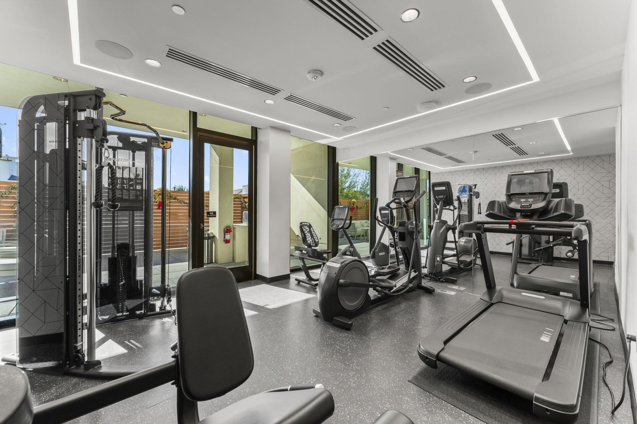 2323 West Main Street, Unit 606 Houston, TX 77098 - Photo 37 of 41