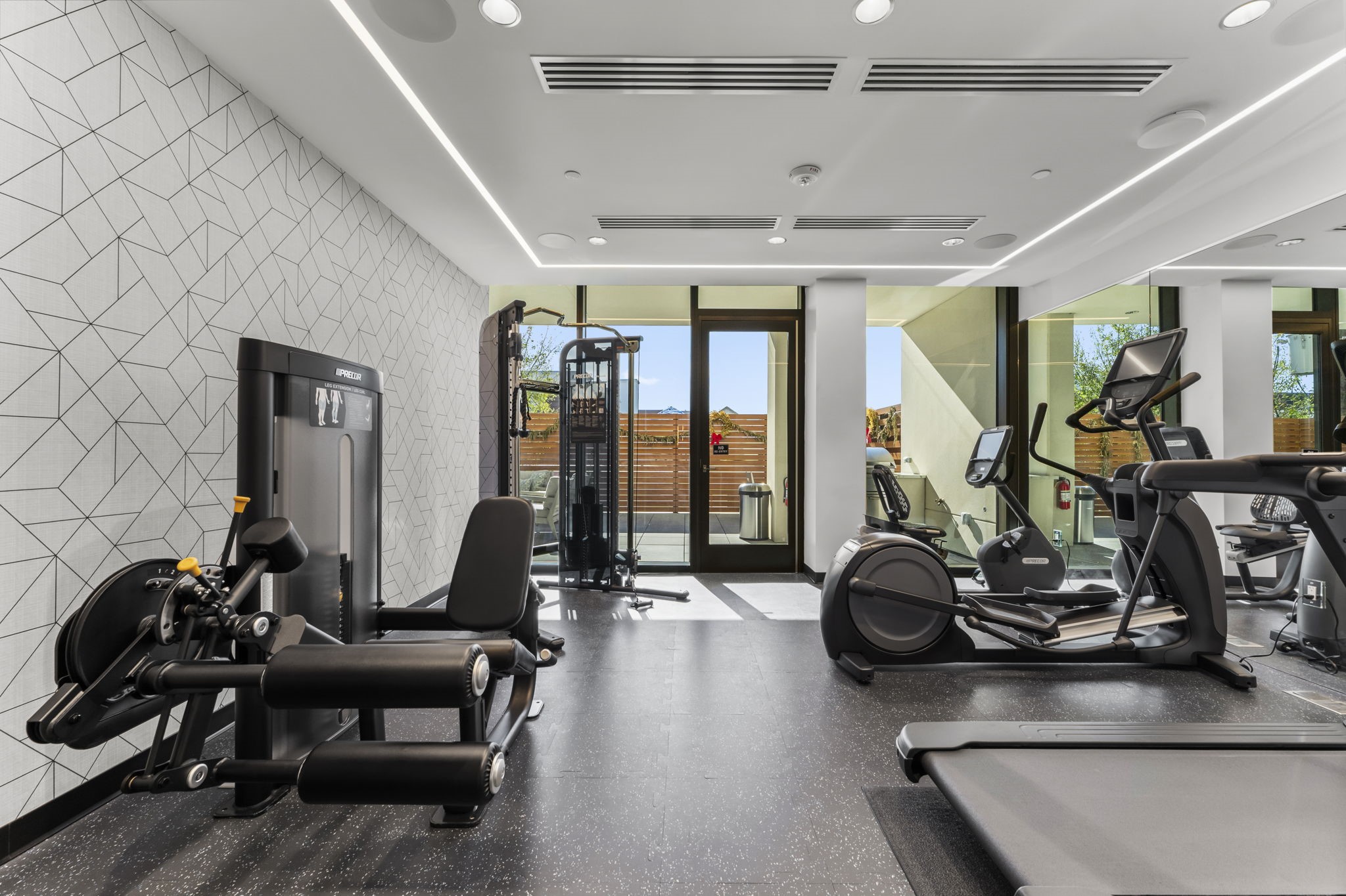 2323 West Main Street, Unit 606 Houston, TX 77098 - Photo 39 of 41