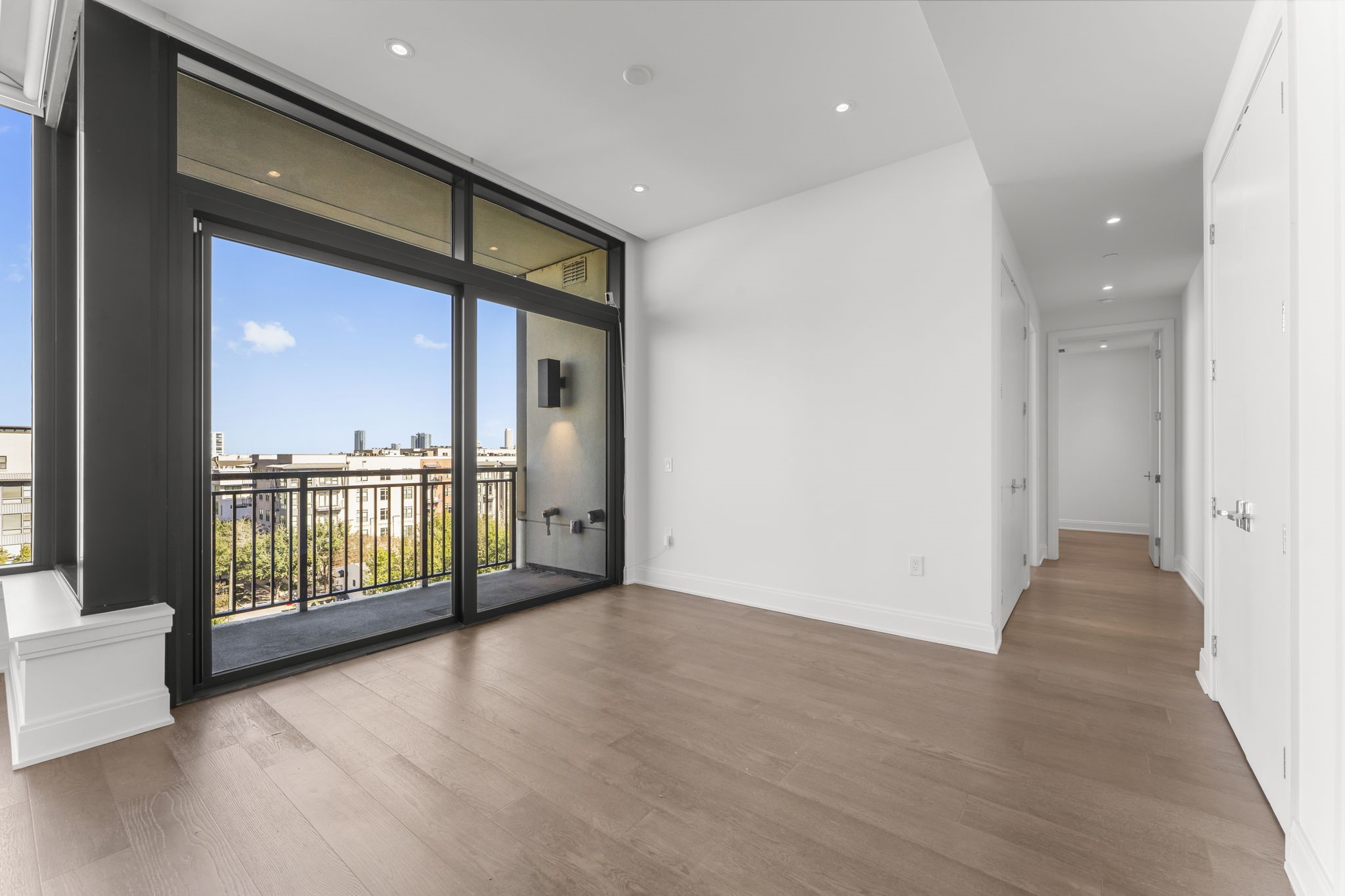 2323 West Main Street, Unit 606 Houston, TX 77098 - Photo 9 of 41