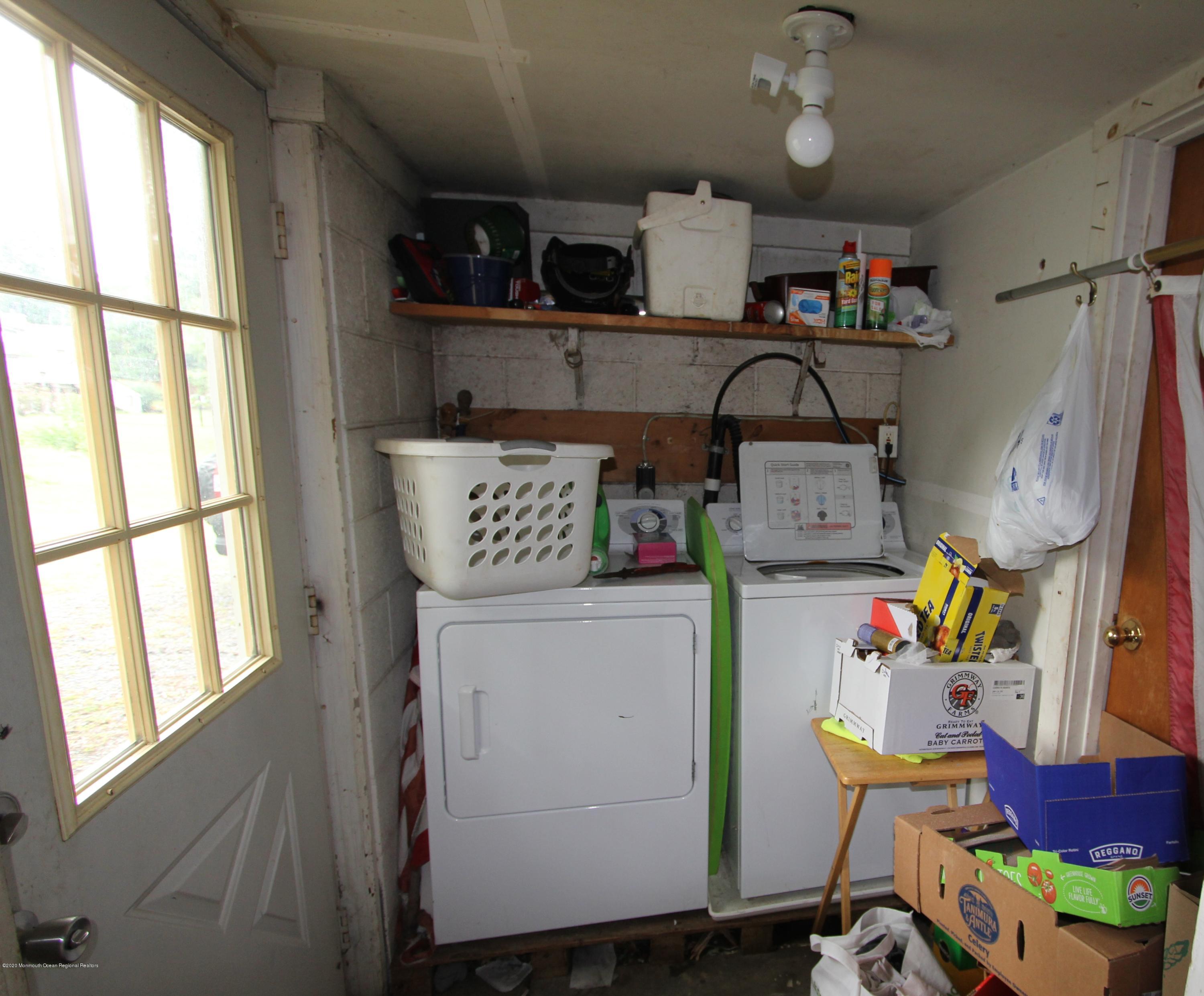 8 Hawkin Road Cream Ridge, NJ 08514 - Photo 8 of 13 Laundry