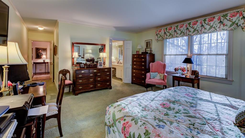 1415 Heathcliff Road High Point, NC 27262 - Photo 13 of 29 Gallery Image 13