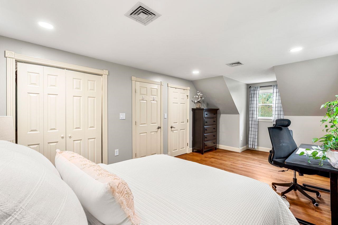 7 Rideout Lane Brookline, NH 03033 - Photo 33 of 50