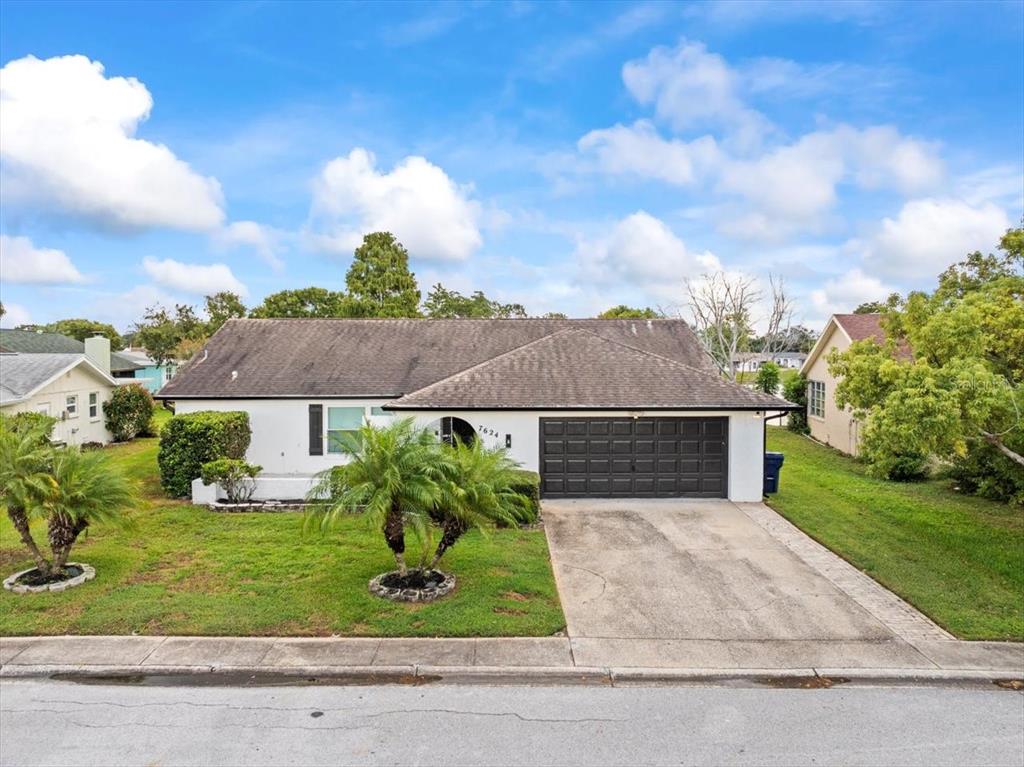 7624 Summertree Lane New Port Richey, FL 34653 - Photo 4 of 47