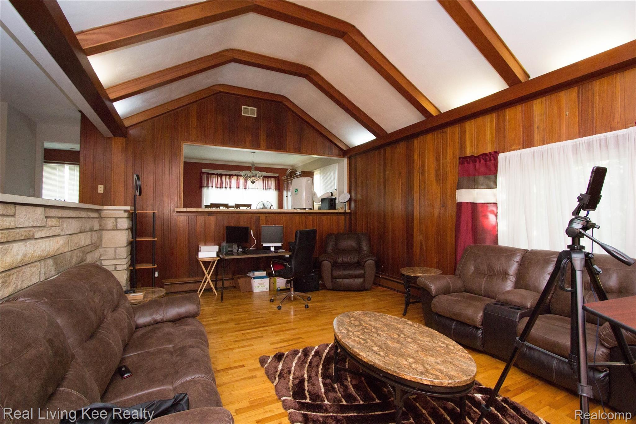 3146 East Cook Road Grand Blanc, MI 48439 - Photo 12 of 25 IMG_1688.jpg