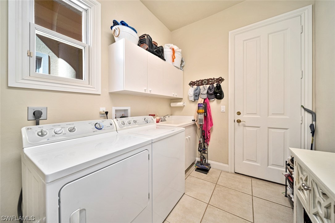 2745 Wulfert Road Sanibel, FL 33957 - Photo 23 of 50 Gallery Image 23