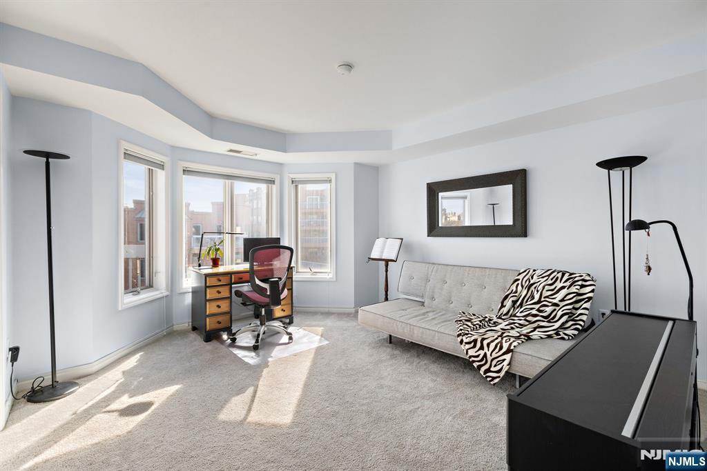 404 Jefferson Court, Unit PH4 Edgewater, NJ 07020 - Photo 22 of 29