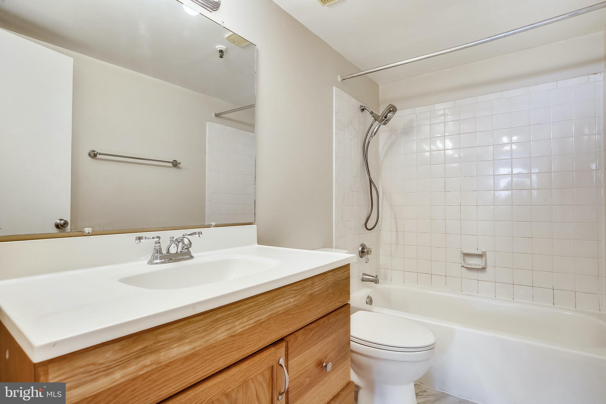 5911 Edsall Road, Unit 1111 Alexandria, VA 22304 - Photo 24 of 53
