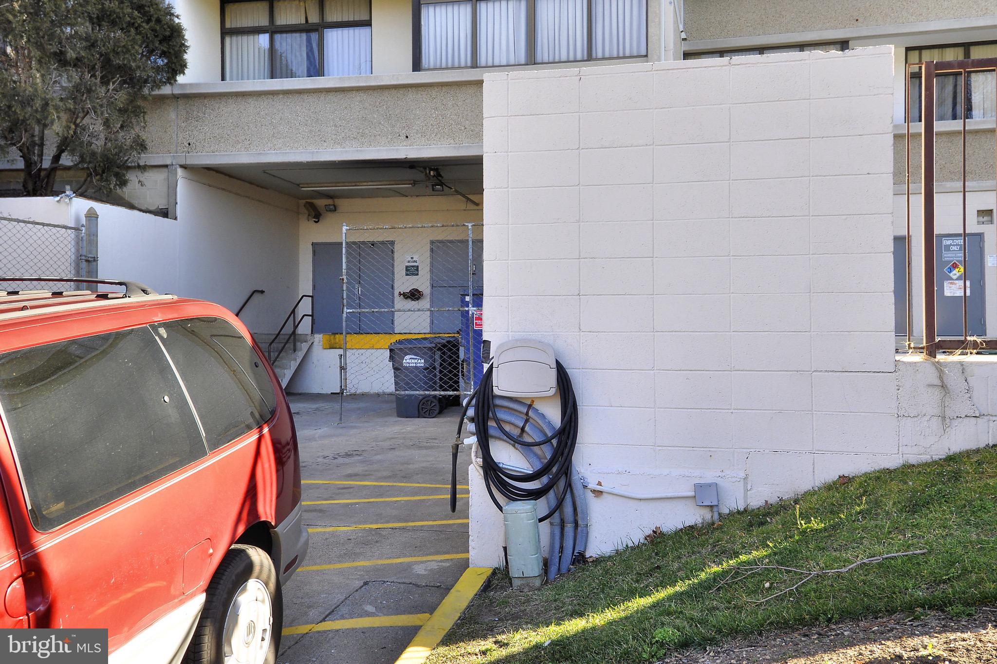 5911 Edsall Road, Unit 1111 Alexandria, VA 22304 - Photo 50 of 53 Community Car Wash