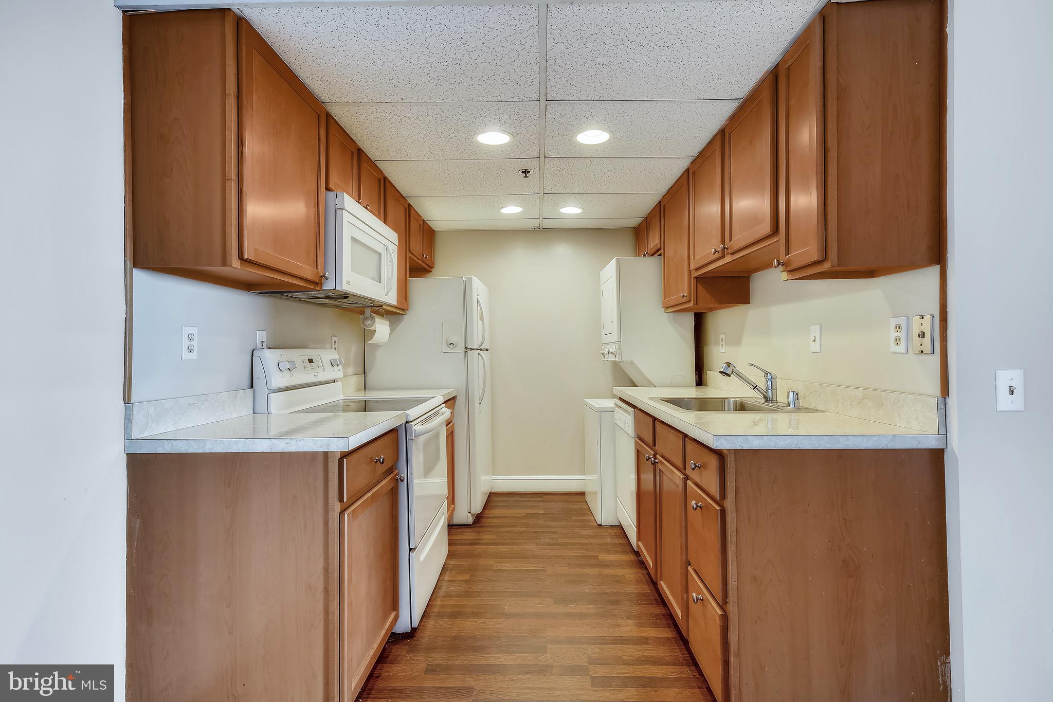 5911 Edsall Road, Unit 1111 Alexandria, VA 22304 - Photo 9 of 53