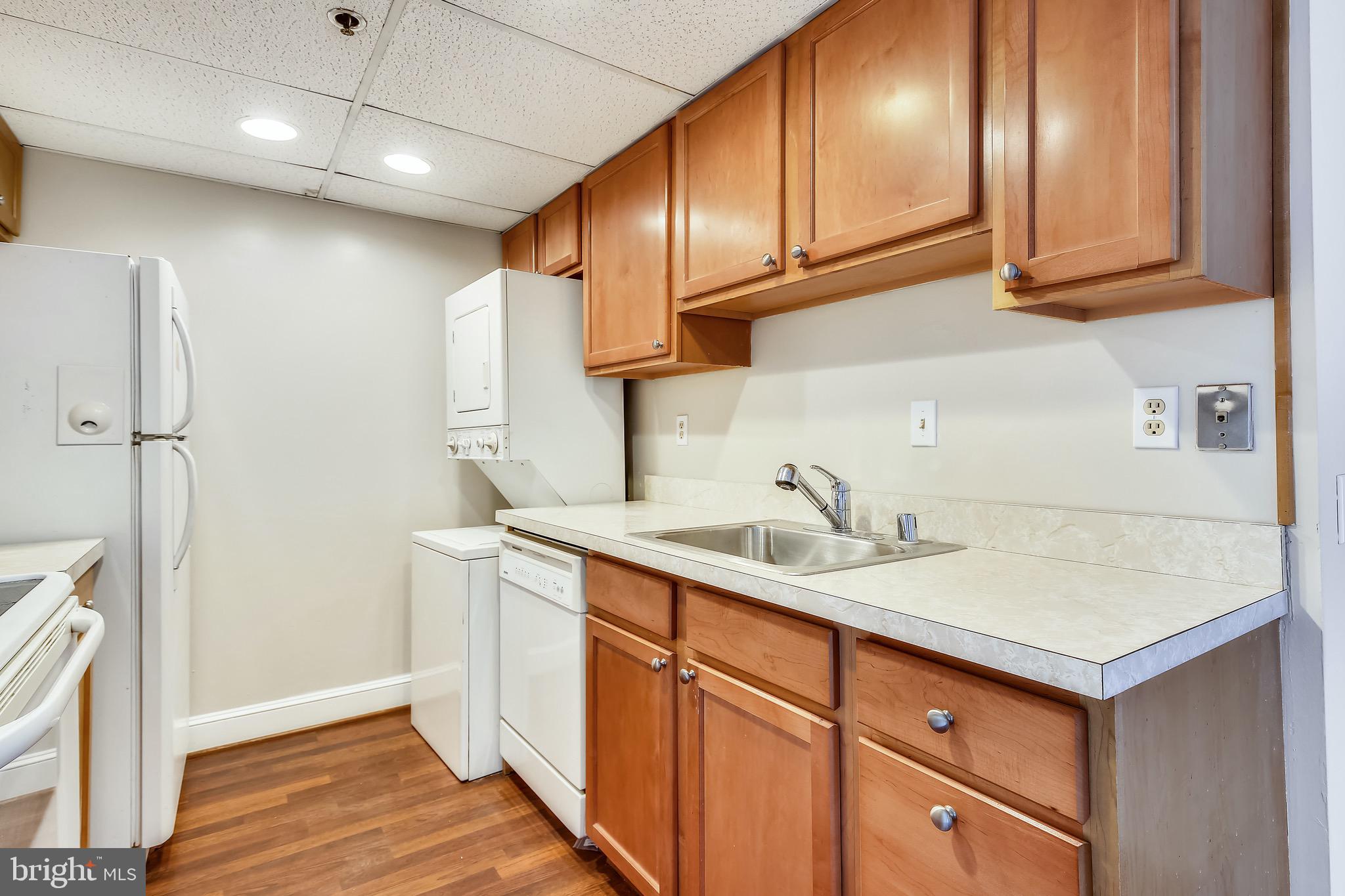 5911 Edsall Road, Unit 1111 Alexandria, VA 22304 - Photo 10 of 53