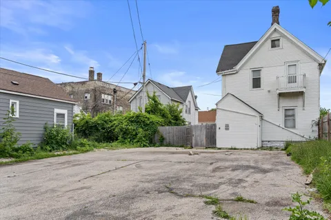 $299,900 | 1116 North 13th Street, Milwaukee, WI 53233