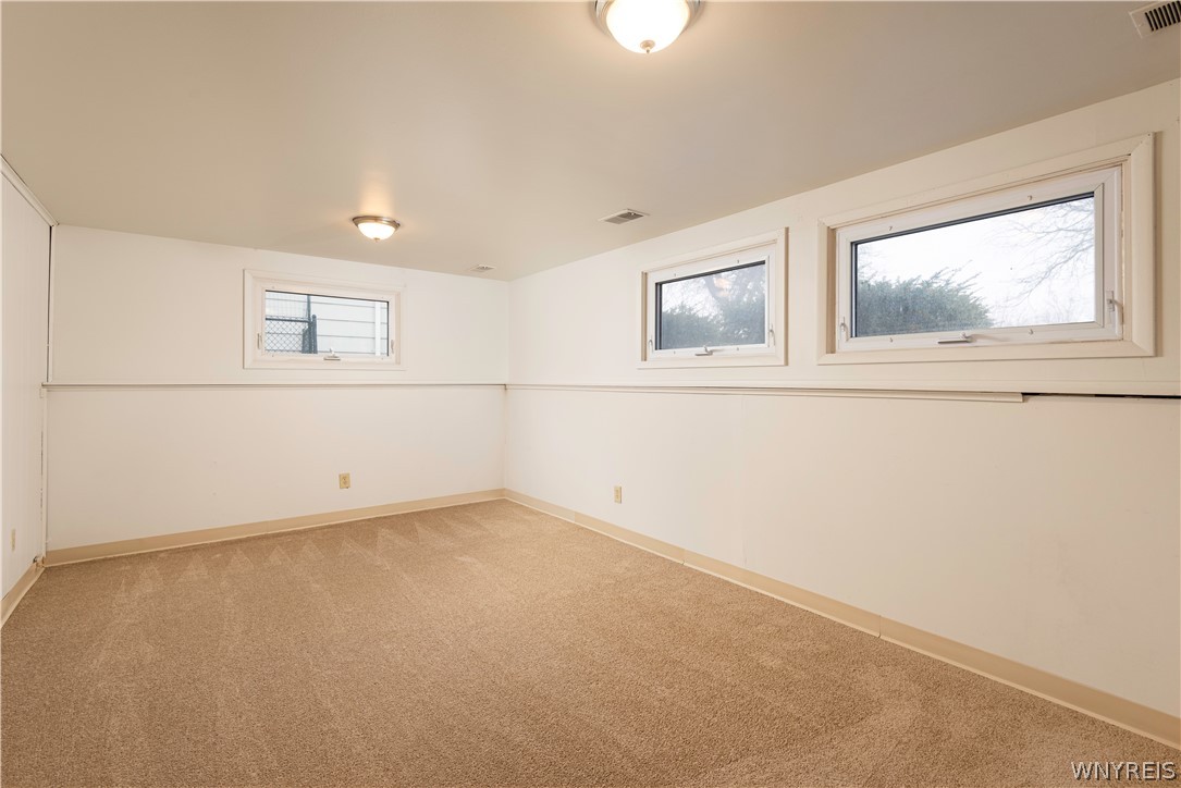 146 Jeanmoor Road Amherst, NY 14228 - Photo 2 of 7