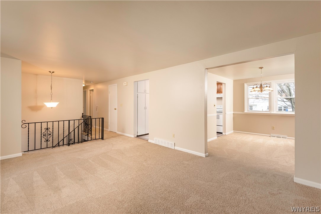 146 Jeanmoor Road Amherst, NY 14228 - Photo 4 of 7