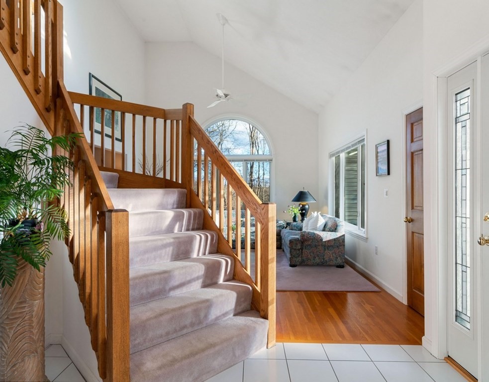 43 Sudbury Road Ashland, MA 01721 - Photo 4 of 42 Gallery Image 4
