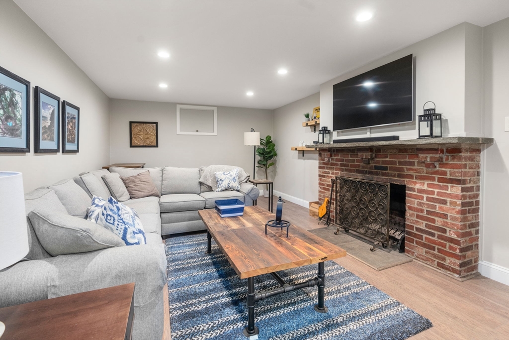 6 Glendale Road Needham, MA 02492 - Photo 30 of 37