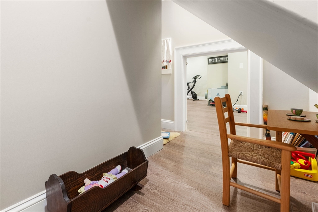 6 Glendale Road Needham, MA 02492 - Photo 33 of 37