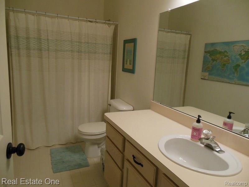 2539 Ravine Side North Howell, MI 48843 - Photo 33 of 43