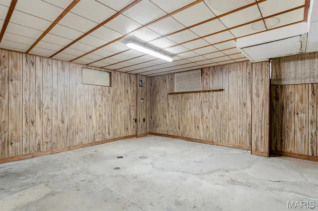 $199,900 | 3600 North Belt West, Belleville, IL 62226