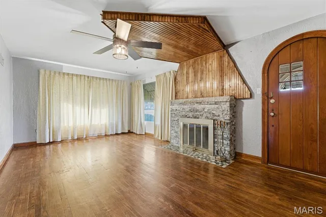 $199,900 | 3600 North Belt West, Belleville, IL 62226