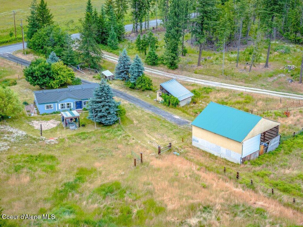 1822 Kootenai Trail Road Naples, ID 83847 - Photo 8 of 73 --55.jpg-SMALL