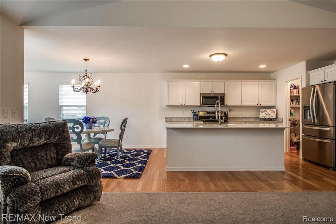 3115 Curtis Road Wixom, MI 48393 - Photo 28 of 44 Interiors (26 of 42).jpg