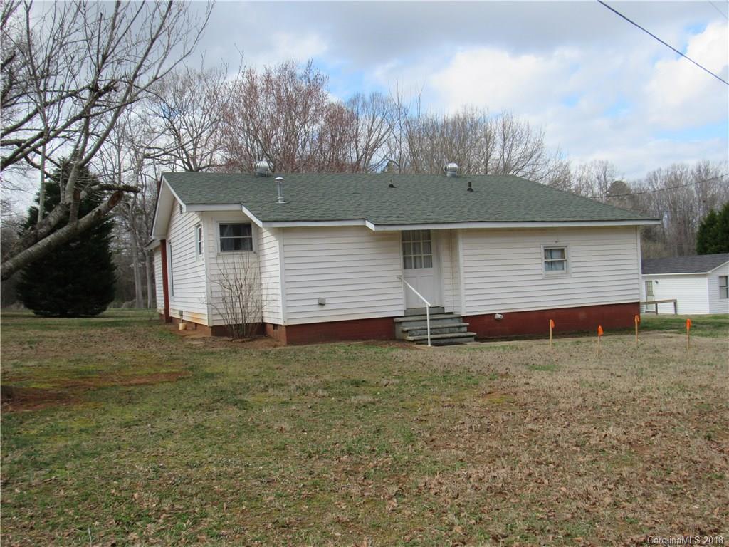 1840 Tom Joye Road Clover, SC 29710 - Photo 4 of 28 Gallery Image 4