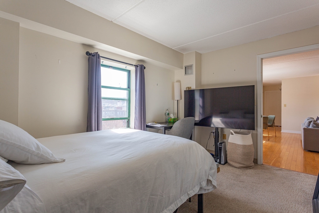 108 Peterborough Street, Unit 7F Boston, MA 02215 - Photo 10 of 15