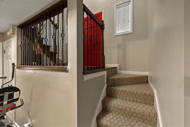 $380,000 | 16008 West 139th Terrace, Olathe, KS 66062