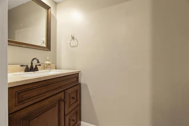 $380,000 | 16008 West 139th Terrace, Olathe, KS 66062