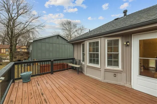 $380,000 | 16008 West 139th Terrace, Olathe, KS 66062