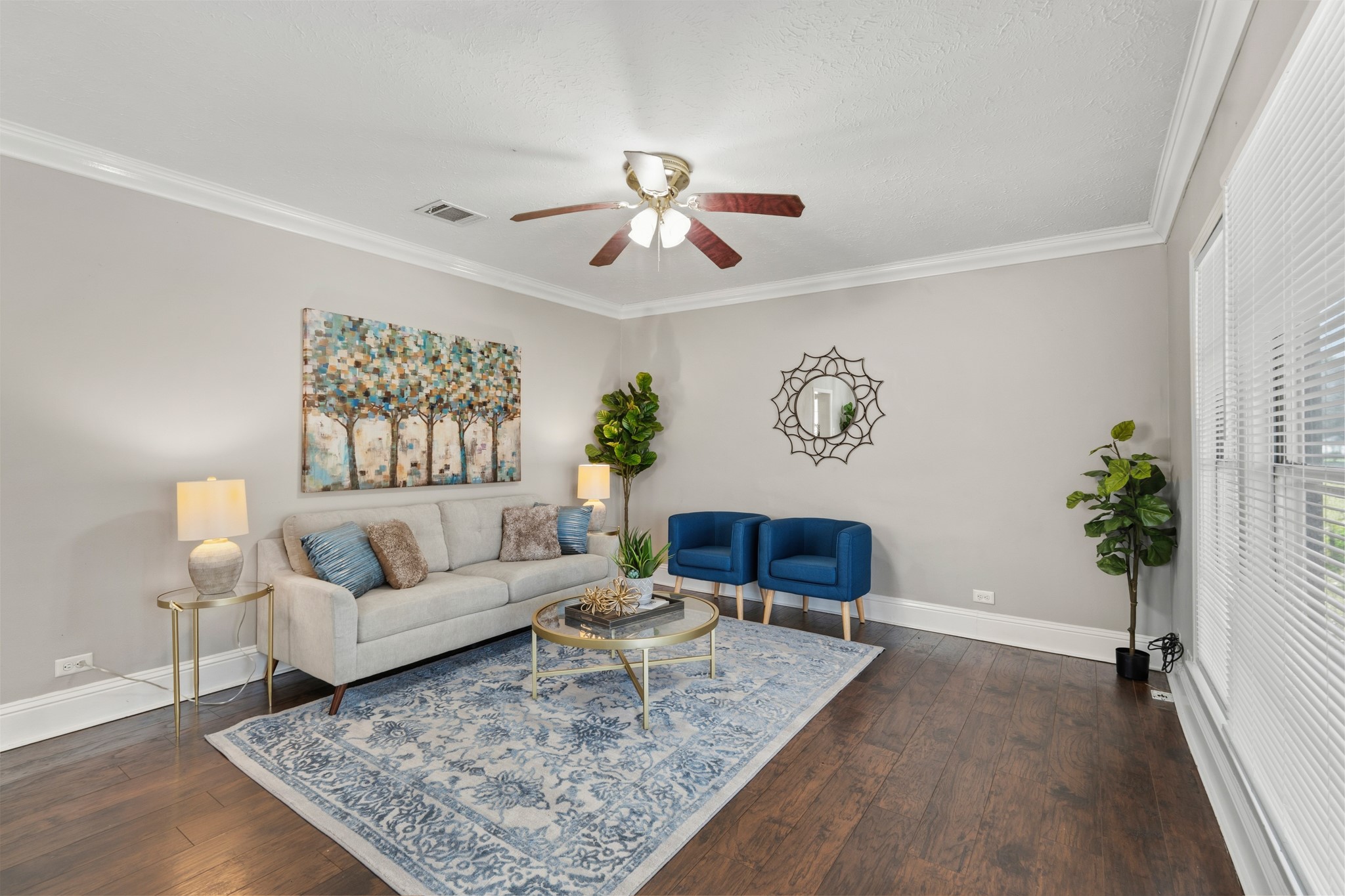 1509 Mulcahy Street Rosenberg, TX 77471 - Photo 5 of 41 a living room with furniture and a potted plant