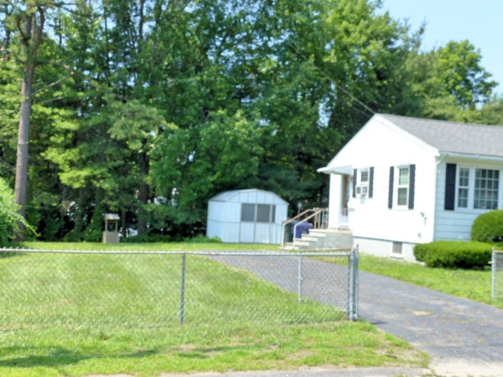 74 Sunset Road Dracut, MA 01826 - Photo 23 of 24 Gallery Image 23
