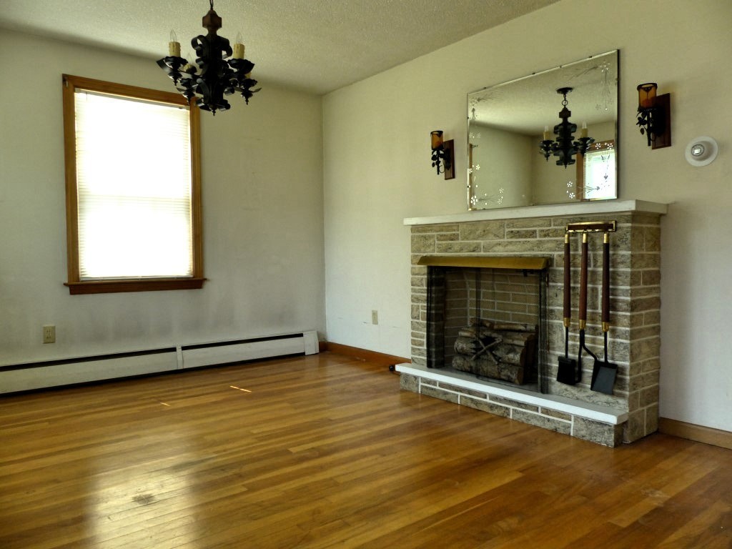 74 Sunset Road Dracut, MA 01826 - Photo 6 of 24 Gallery Image 6